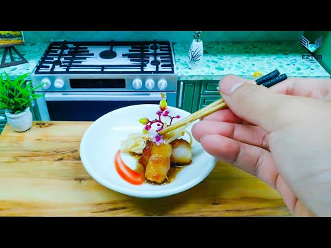 Miniature beef jerky rolls with mushrooms and soy sauce | How To Make Miniature Food.